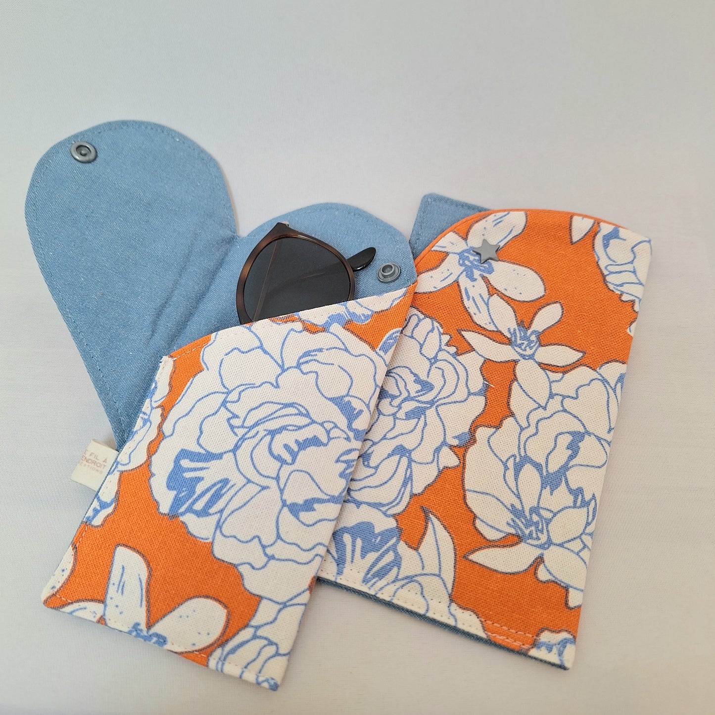 Pochette à lunette COEURS