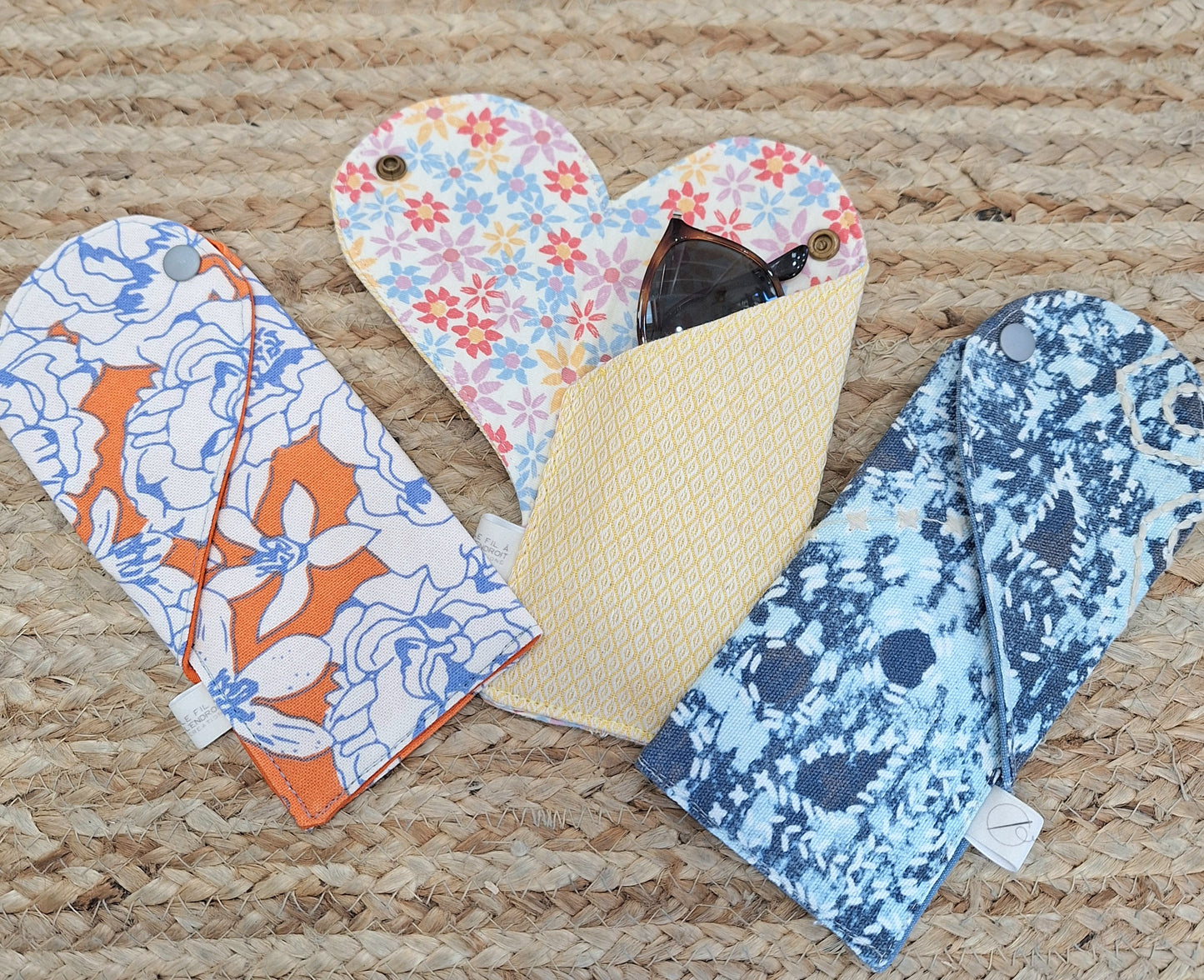 Pochette à lunette COEURS