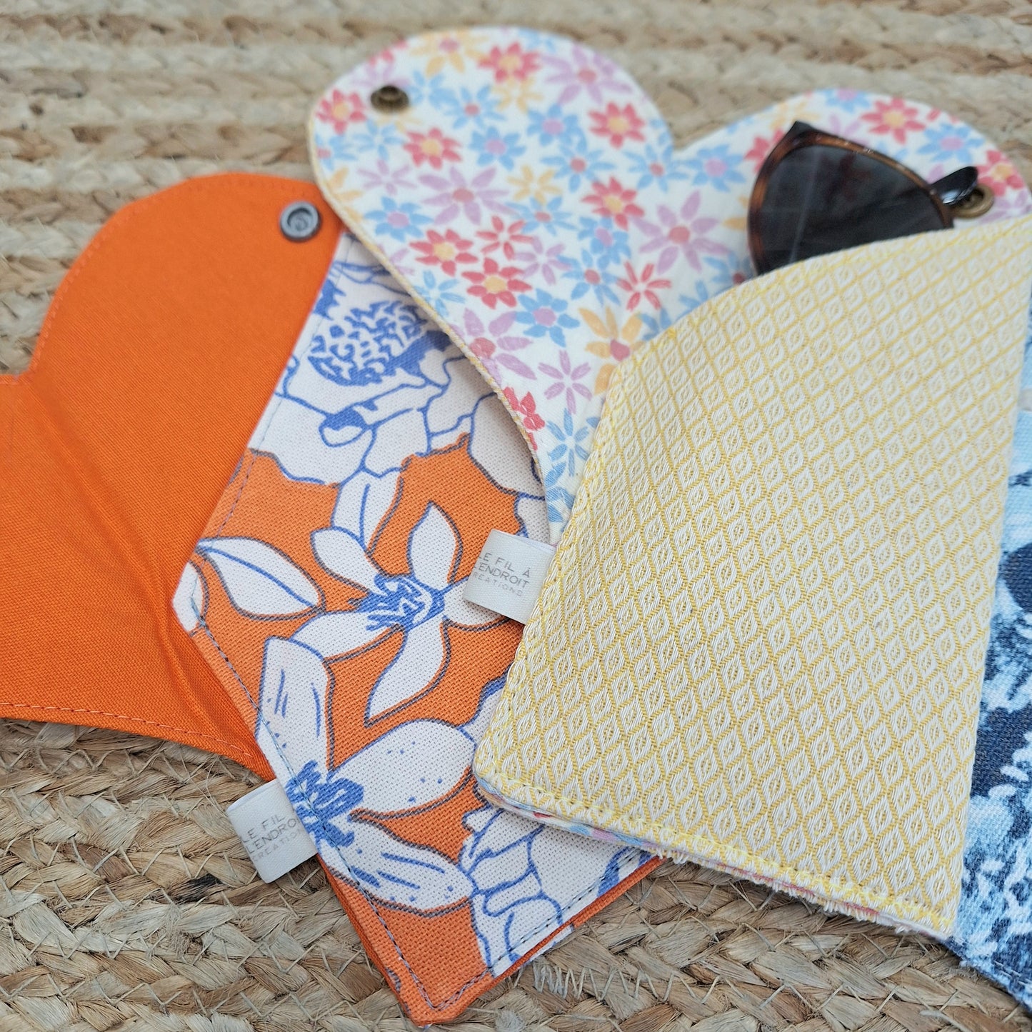Pochette à lunette COEURS