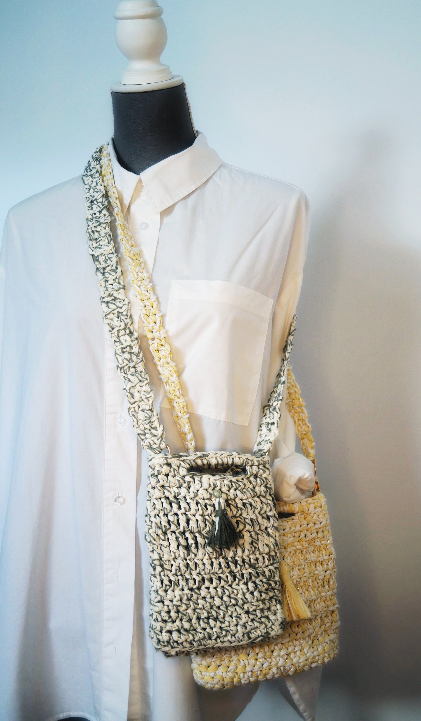 Sac pochette téléphone (Moyen Modèle) SUZETTE